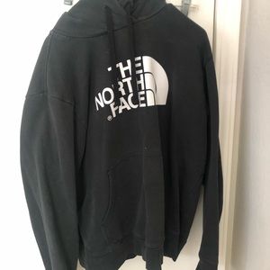 Black north face hoodie